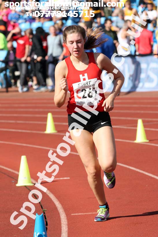Womens under-17s  Northern 3 Stage Road Relay, SportsCity, Manchester. Photo: David T. Hewitson/Sports for All Pics